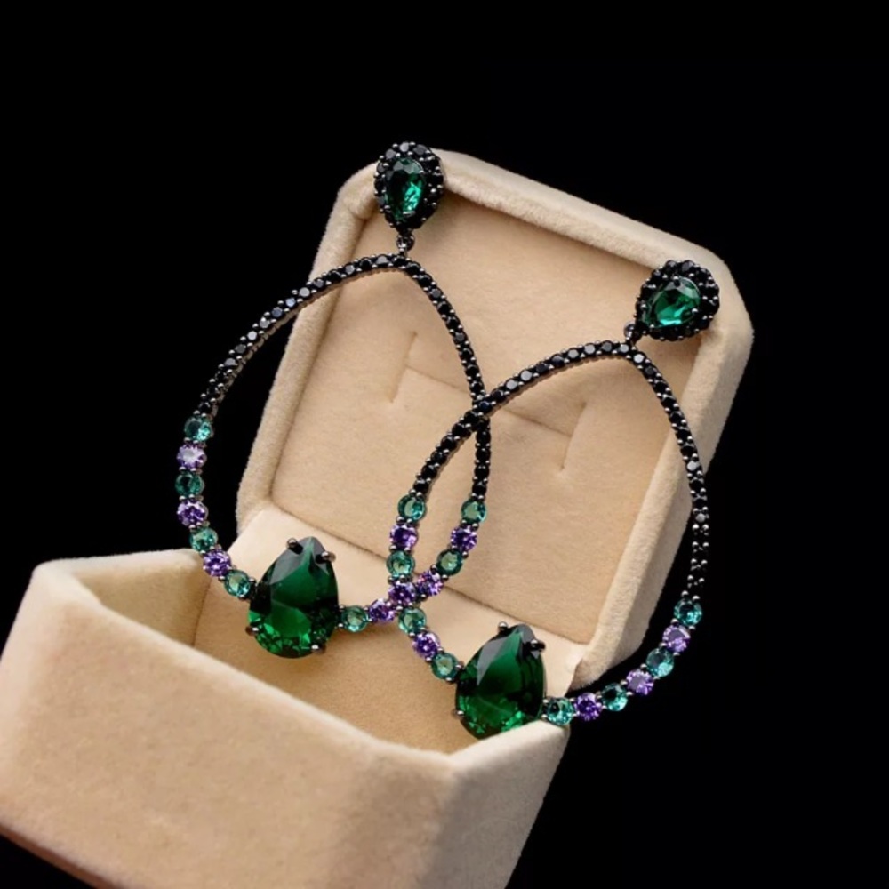 Green Women’s Earring